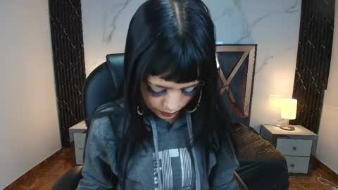 Aurora Diaz online show from 9, 5, 2026