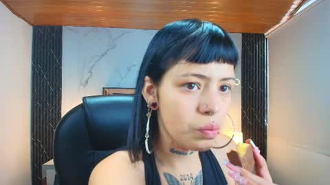 Aurora Diaz online show from 25, 5, 2026