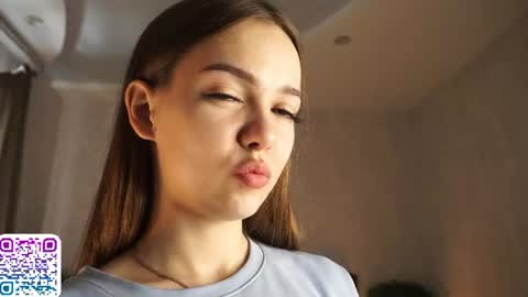 Snapshot of auroralowen chatting on 21, 6, 2026 Aurora online show from 21, 6, 2026