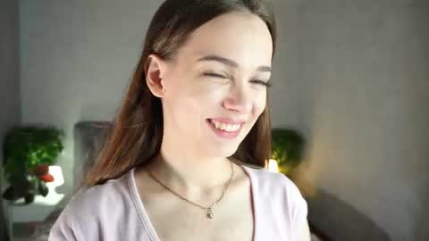 Snapshot of auroralowen chatting on 7, 7, 2026 Aurora online show from 7, 7, 2026