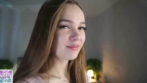 Snapshot of auroralowen chatting on 14, 7, 2026 Aurora online show from 14, 7, 2026