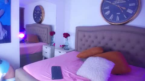 Snapshot of auroraricci chatting on 21, 10, 2025 Aurora Ricci online show from 21, 10, 2025