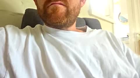 Snapshot of aussie_dadbod6969 chatting on 27, 5, 2026 aussie_dadbod6969 online show from 27, 5, 2026