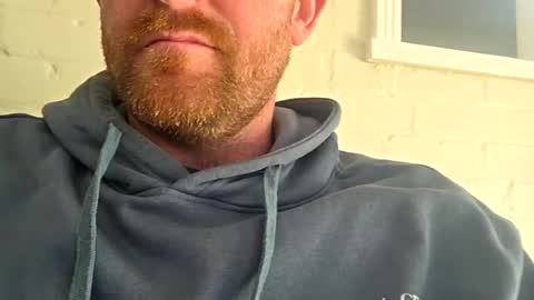 aussie_dadbod6969 online show from 4, 8, 2026