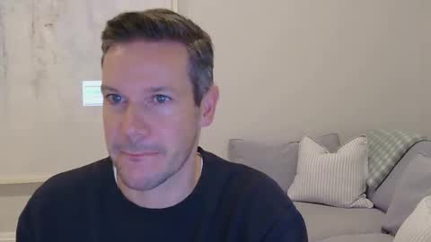aussiesurfer0000 online show from 5, 5, 2026