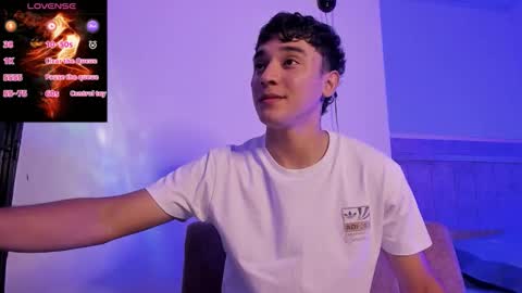 Snapshot of austin_cardieff_ chatting on 15, 9, 2025 Austin online show from 15, 9, 2025