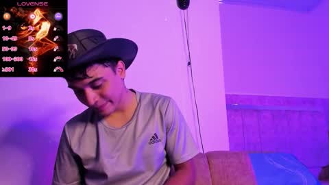 Snapshot of austin_cardieff_ chatting on 17, 9, 2025 Austin online show from 17, 9, 2025