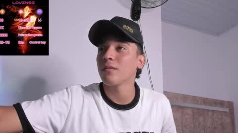 Snapshot of austin_cardieff_ chatting on 10, 10, 2025 Austin online show from 10, 10, 2025