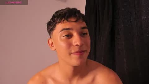 Snapshot of austin_cardieff_ chatting on 4, 11, 2025 Austin online show from 4, 11, 2025