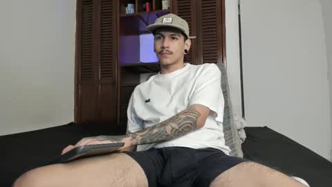 Snapshot of austin_falcon chatting on 27, 9, 2025 Austin online show from 27, 9, 2025