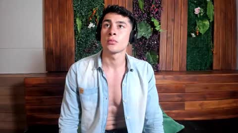 Snapshot of austinjones_ chatting on 7, 2, 2026 Austin online show from 7, 2, 2026