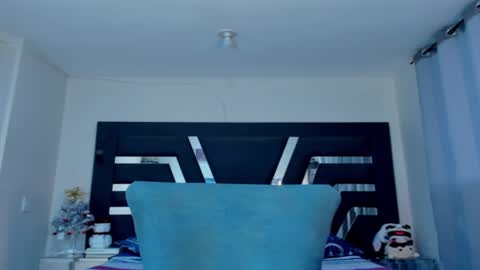 AustinTorres  online show from 4, 1, 2025