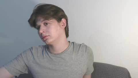 ausxuw online show from 12, 9, 2025