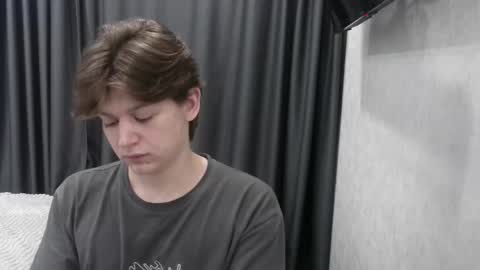 ausxuw online show from 13, 10, 2025