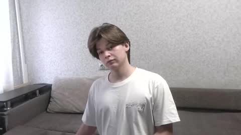 ausxuw online show from 28, 10, 2025