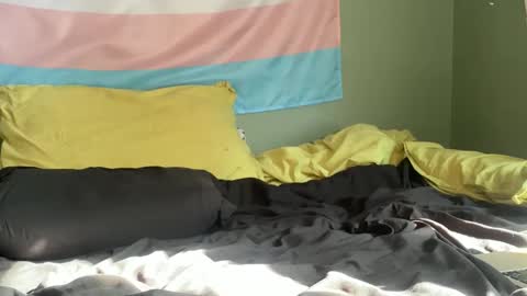 Autumn Loves You online show from 4, 3, 2026