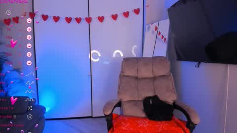 Snapshot of autumnwhisper_ chatting on 11, 3, 2026 Alice online show from 11, 3, 2026