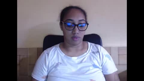 Snapshot of ava_f0xy chatting on 10, 9, 2025 Ava Jordana online show from 10, 9, 2025
