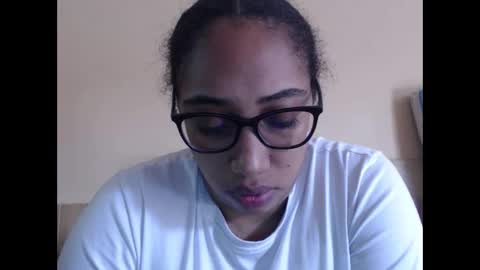 Snapshot of ava_f0xy chatting on 12, 9, 2025 Ava Jordana online show from 12, 9, 2025