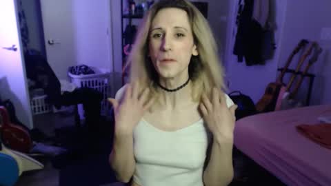 Ava online show from 10, 2, 2026