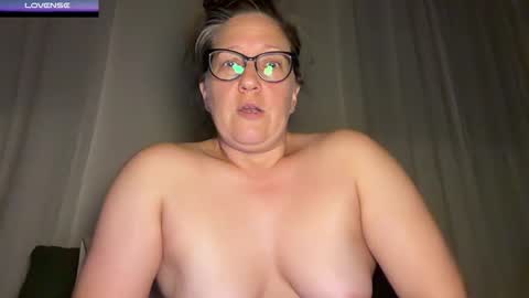 Snapshot of avabradley chatting on 5, 6, 2026 Ava . Support my channel by using my affiliate link to make your account Thanks online show from 5, 6, 2026