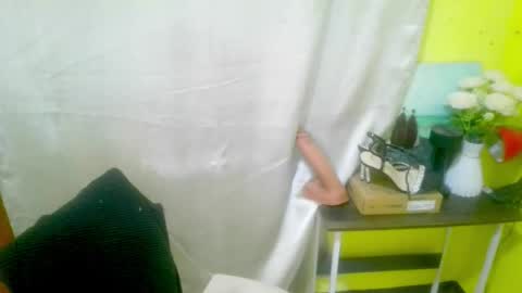 avacadaxcx online show from 8, 1, 2026