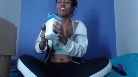 Snapshot of avalericherrycm101 chatting on 17, 9, 2025 avalericherrycm101 online show from 17, 9, 2025