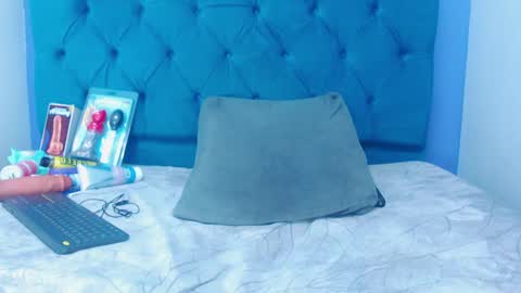 Snapshot of avalericherrycm101 chatting on 1, 10, 2025 avalericherrycm101 online show from 1, 10, 2025