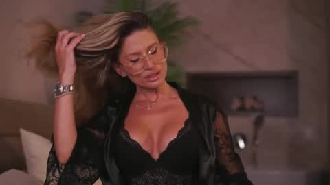 Ava online show from 3, 5, 2026