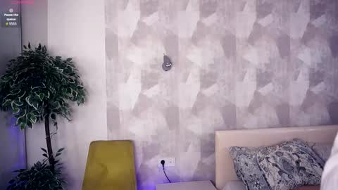 Snapshot of avaobierne chatting on 18, 12, 2025 avaobierne online show from 18, 12, 2025