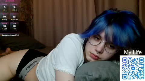 Snapshot of avaobierne chatting on 12, 3, 2026 avaobierne online show from 12, 3, 2026