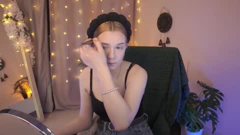  Ava  online show from 3, 10, 2025