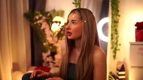 Carina online show from 25, 2, 2025