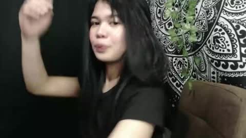 Snapshot of ave_tt chatting on 4, 10, 2025 ave_tt online show from 4, 10, 2025