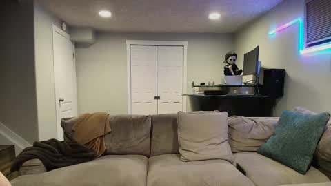 Snapshot of averageandsum chatting on 1, 10, 2025 averageandsum online show from 1, 10, 2025