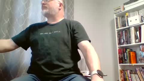 Snapshot of averagegreg chatting on 9, 4, 2026 Greg online show from 9, 4, 2026