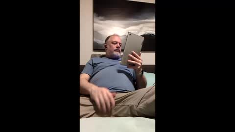 Snapshot of averagegreg chatting on 19, 4, 2026 Greg online show from 19, 4, 2026
