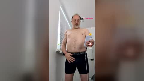 Snapshot of averagegreg chatting on 9, 7, 2026 Greg online show from 9, 7, 2026