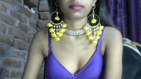 avery_lust01 online show from 28, 1, 2025