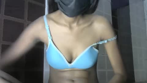 avery_lust01 online show from 9, 4, 2026