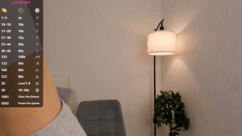 Lucy online show from 22, 3, 2026