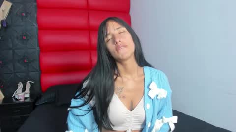 Snapshot of avi_thomsonn chatting on 27, 2, 2026 avi_thomsonn online show from 27, 2, 2026