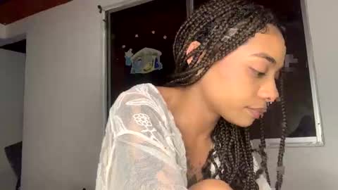 Avril online show from 21, 2, 2025