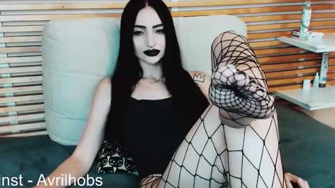 Avril online show from 7, 11, 2025