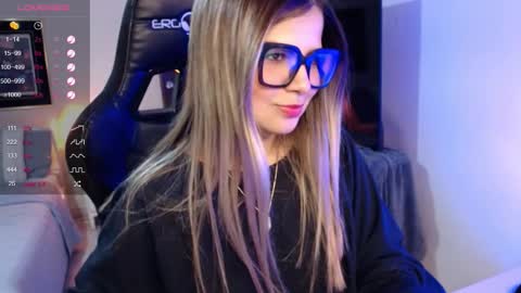 Avrill Morgan online show from 12, 10, 2025