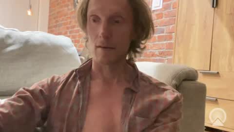 Aiden W online show from 14, 7, 2026
