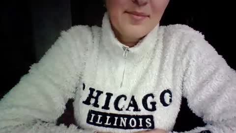 Snapshot of awesomeladyy chatting on 28, 12, 2024 awesomeladyy online show from 28, 12, 2024