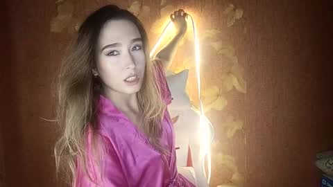 Snapshot of awora_wolf chatting on 13, 9, 2025 Awora Wolf online show from 13, 9, 2025