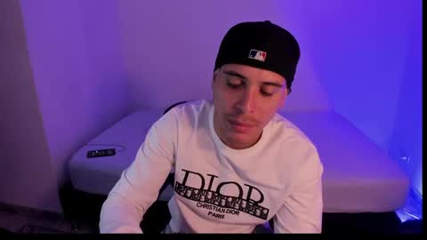 axel__fierro online show from 13, 4, 2026