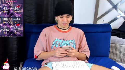 Snapshot of axel_cifer chatting on 8, 2, 2025 Axel cifer online show from 8, 2, 2025